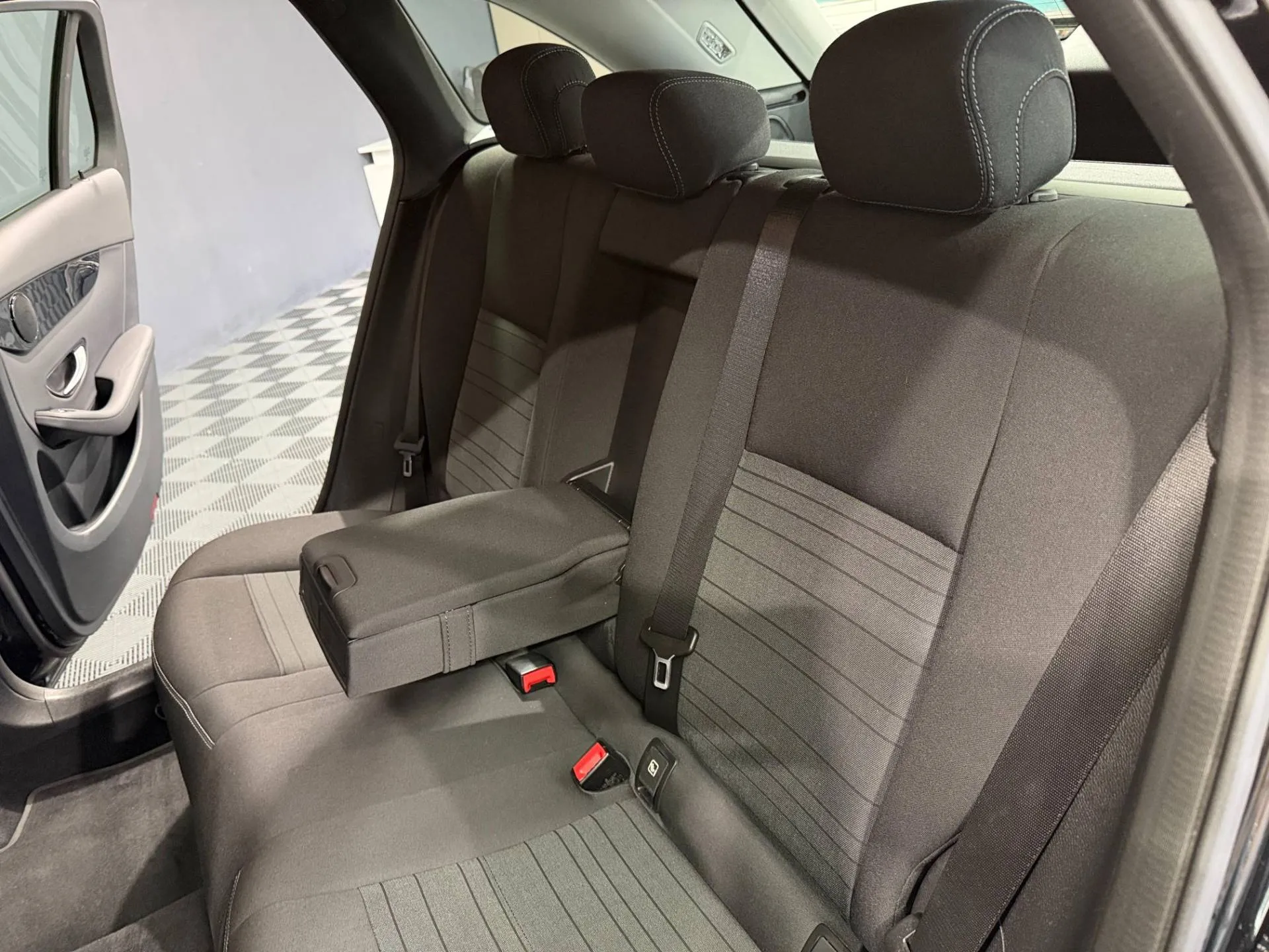 Mercedes-Benz GLC 200 d 4MATIC 9G-TRONIC