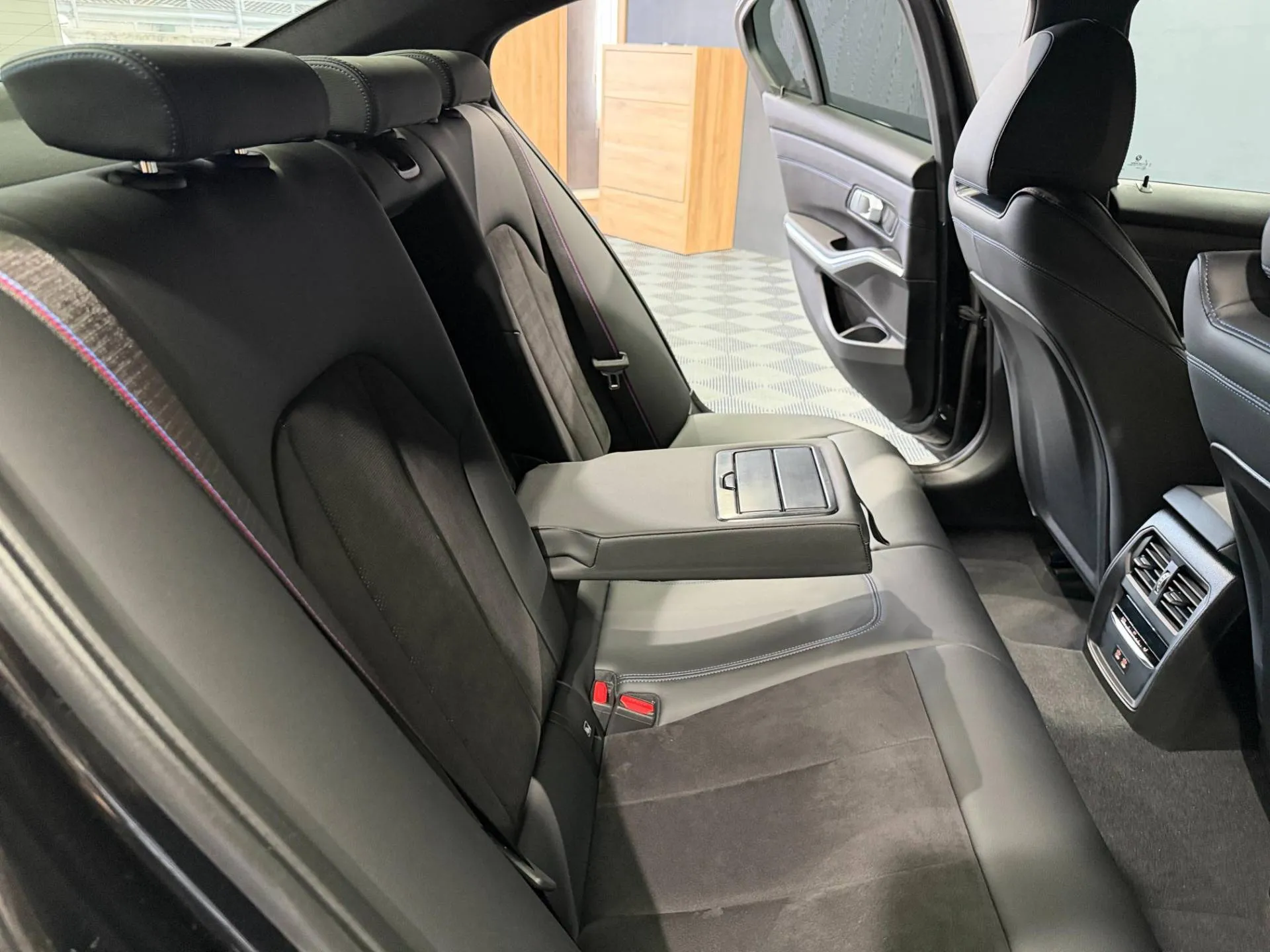 BMW 330e xDrive Steptronic M Sportpaket Pro