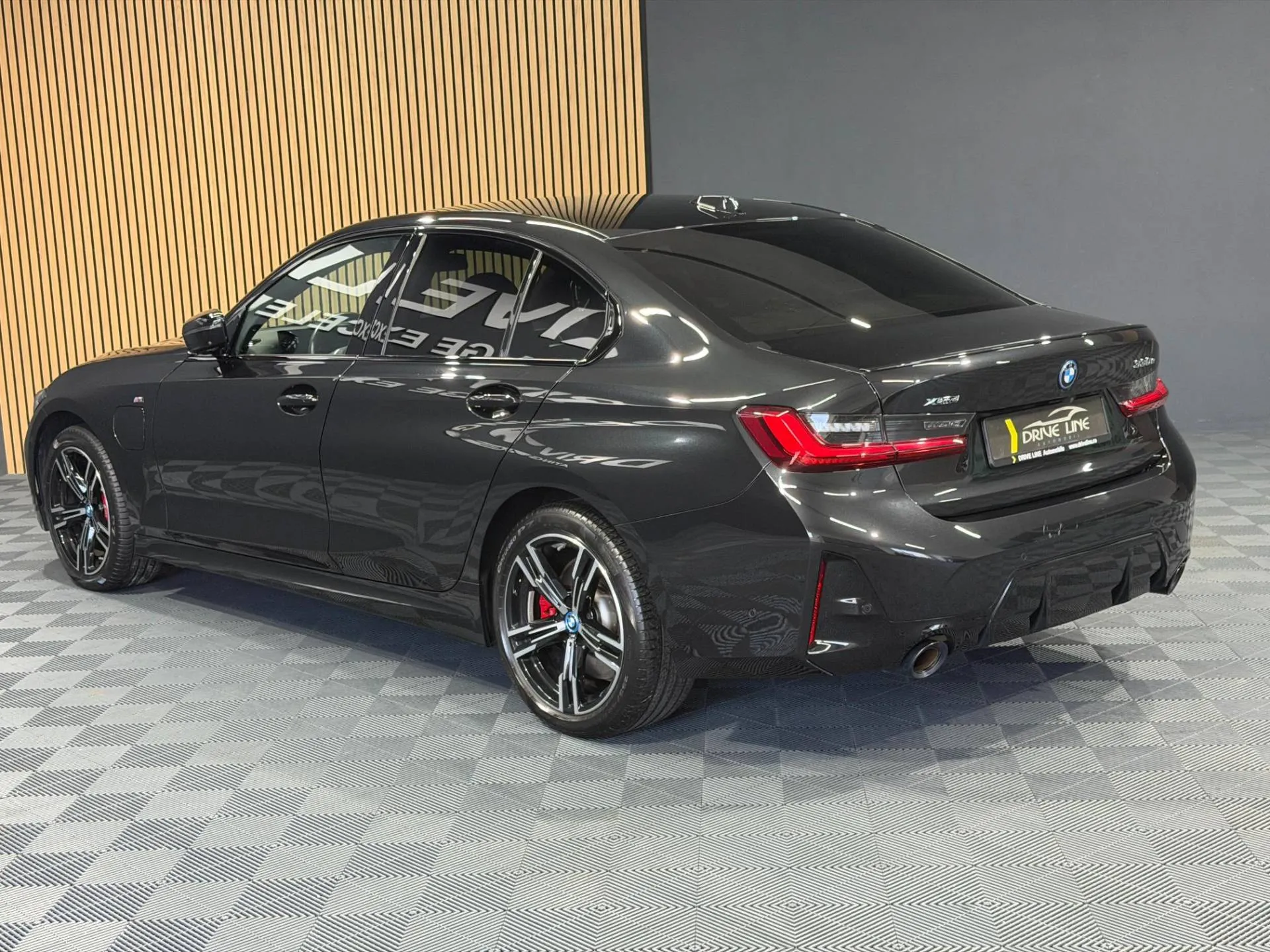 BMW 330e xDrive Steptronic M Sportpaket Pro