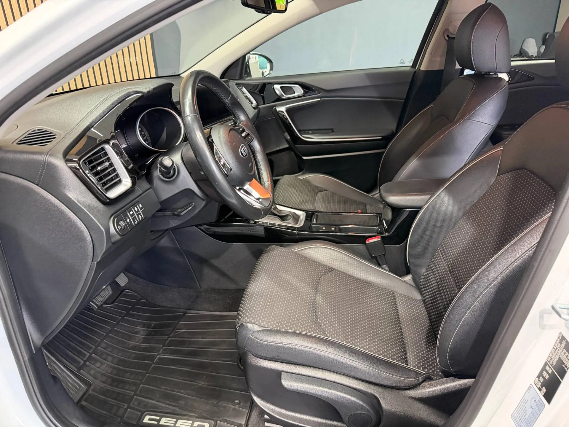 Kia Ceed Sportswagon 1.6 GDI Plug-in Hybrid