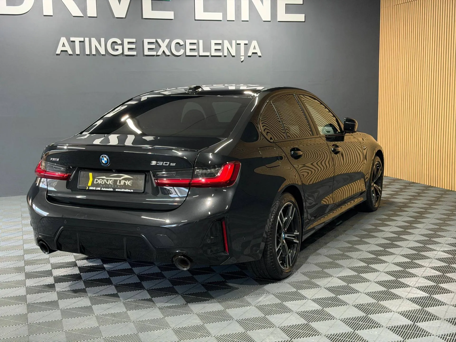 BMW 330e xDrive Steptronic M Sportpaket Pro