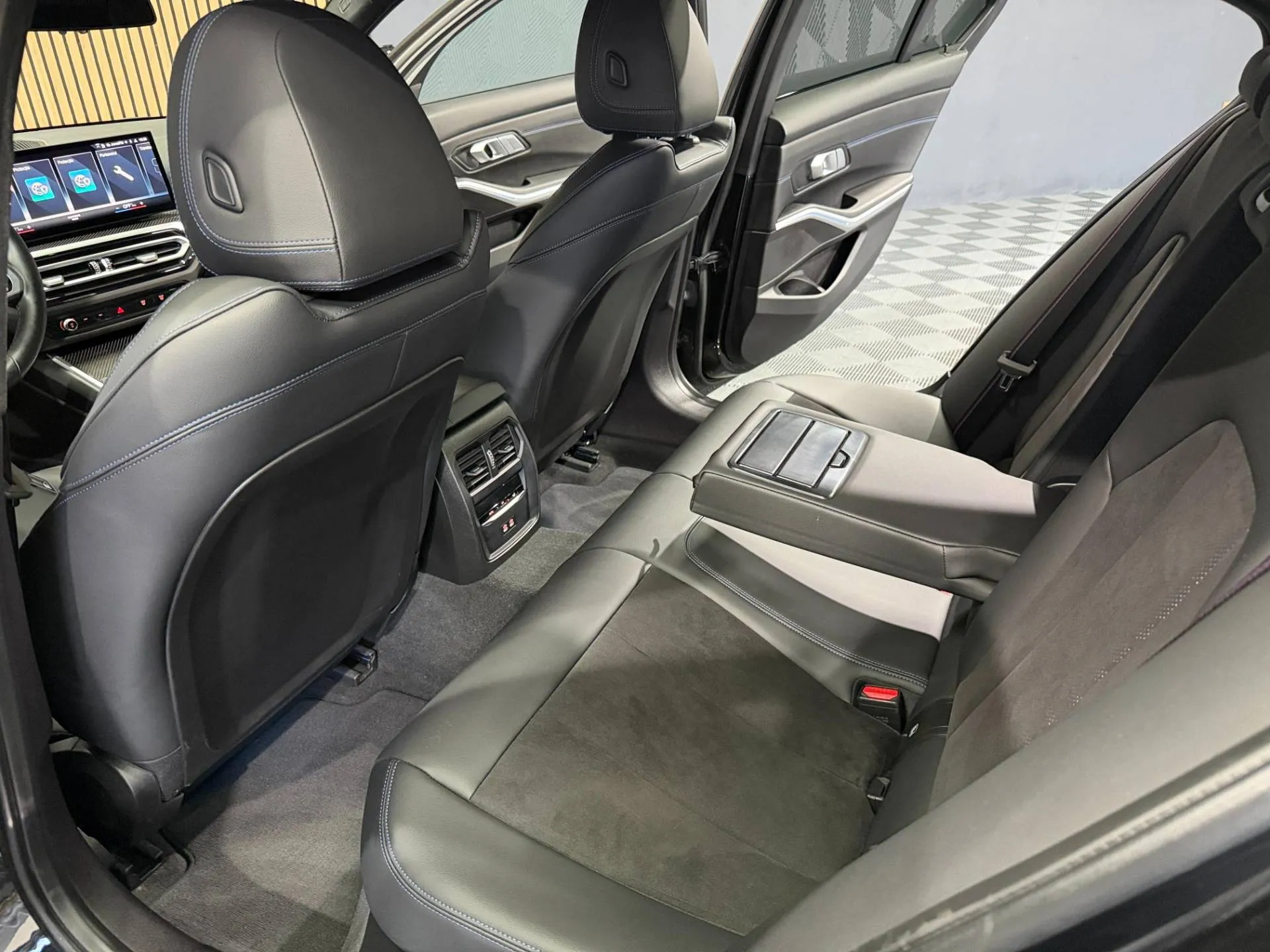 BMW 330e xDrive Steptronic M Sportpaket Pro
